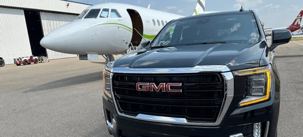 Limo Cost vs Uber Black: Which Is More Affordable?